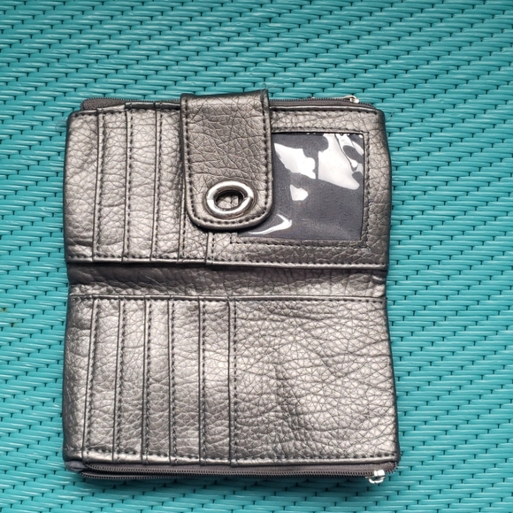 Wallet - Picture 2 of 3